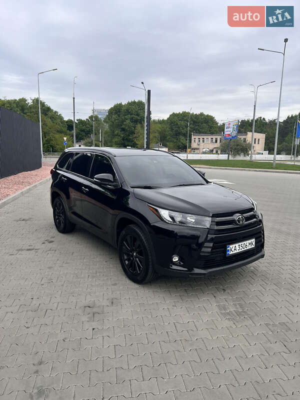 Toyota Highlander (2019)