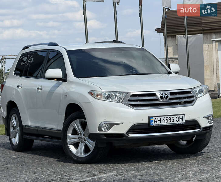 Toyota Highlander (2013)
