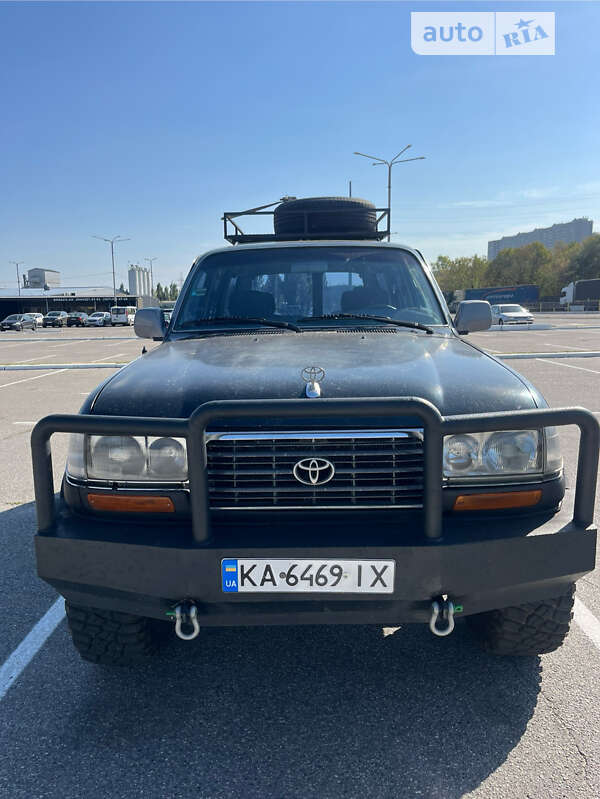 Toyota Land cruiser (1996)