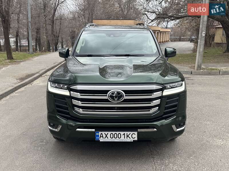 Toyota Land cruiser (2021)