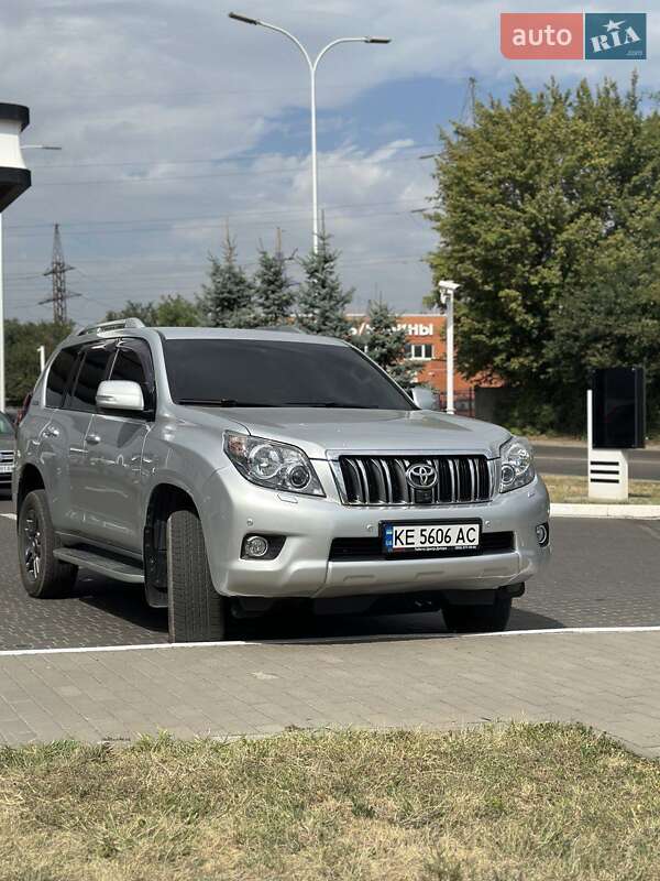Toyota Land cruiser (2010)