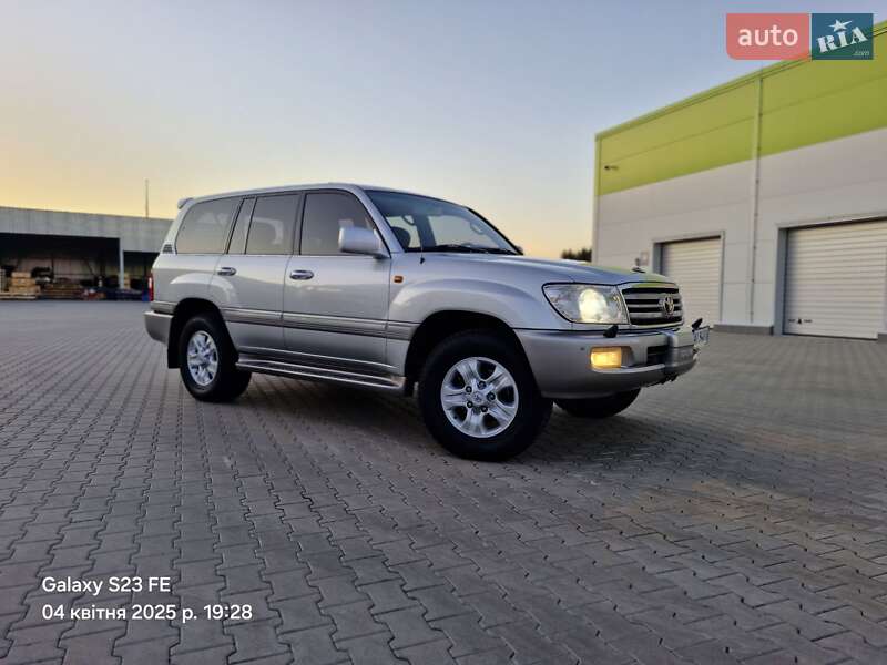 Toyota Land cruiser (2006)
