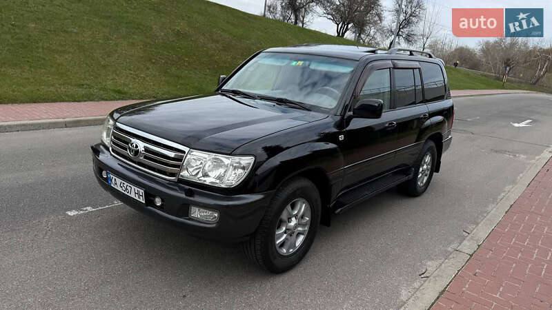 Toyota Land cruiser (2005)