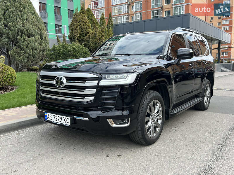 Toyota Land cruiser (2023)