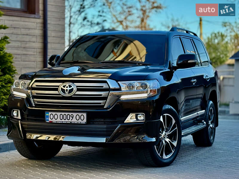 Toyota Land cruiser (2021)