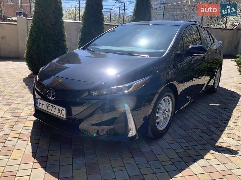Toyota Prius prime (2020)