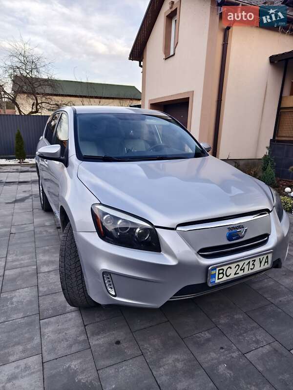 Toyota Rav4 ev (2013)