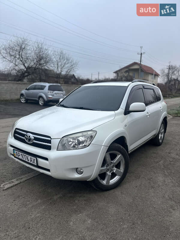 Toyota Rav4 (2007)