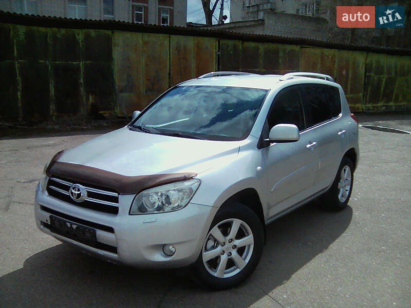 Toyota Rav4 (2008)