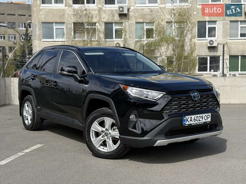 Toyota Rav4 (2021)