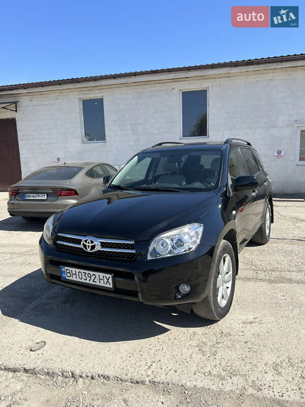 Toyota Rav4 (2008)