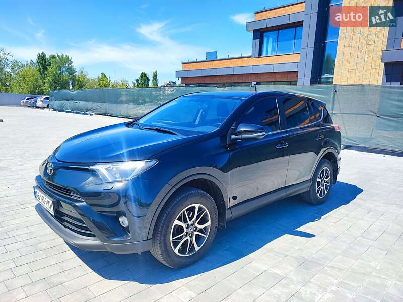 Toyota Rav4 (2016)
