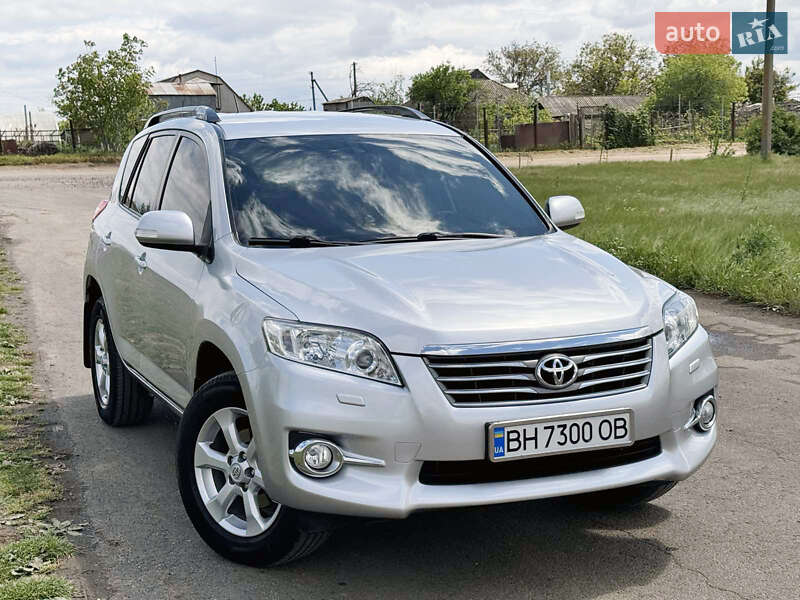 Toyota Rav4 (2010)