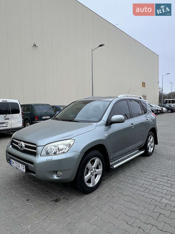 Toyota Rav4 (2009)