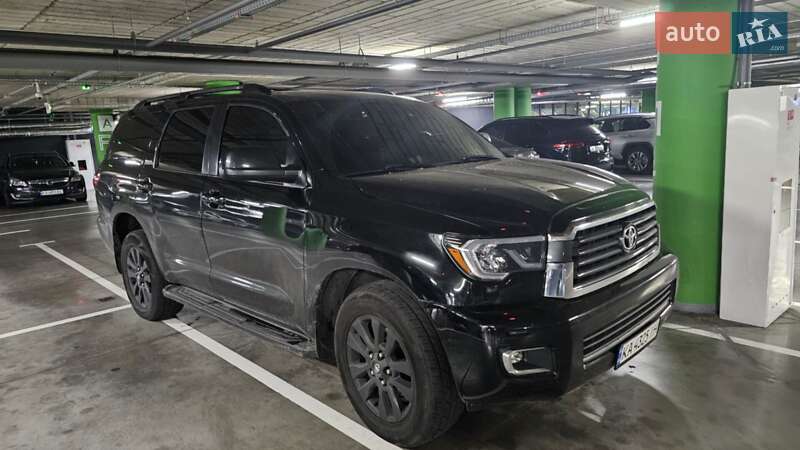 Toyota Sequoia (2008)