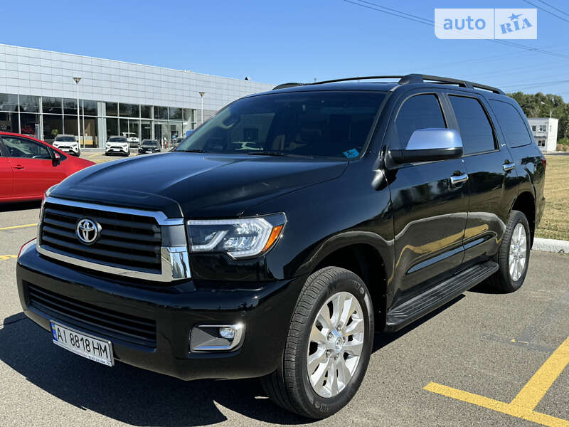 Toyota Sequoia (2012)
