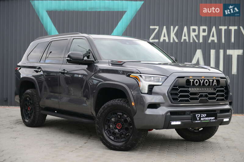 Toyota Sequoia (2023)
