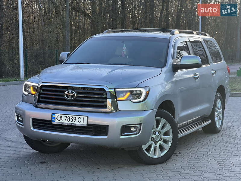 Toyota Sequoia (2008)