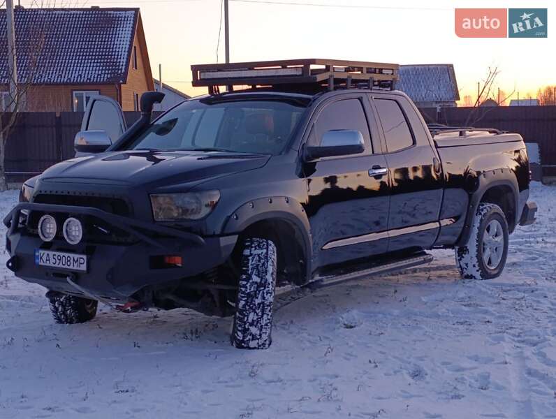 Toyota Tundra (2007)