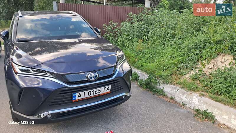 Toyota Venza (2023)