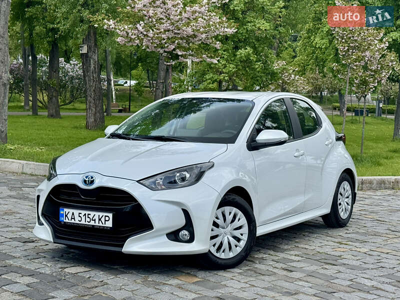 Toyota Yaris (2023)