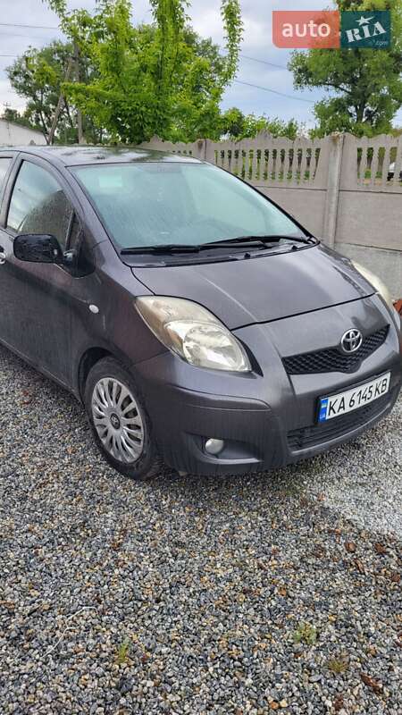 Toyota Yaris (2011)