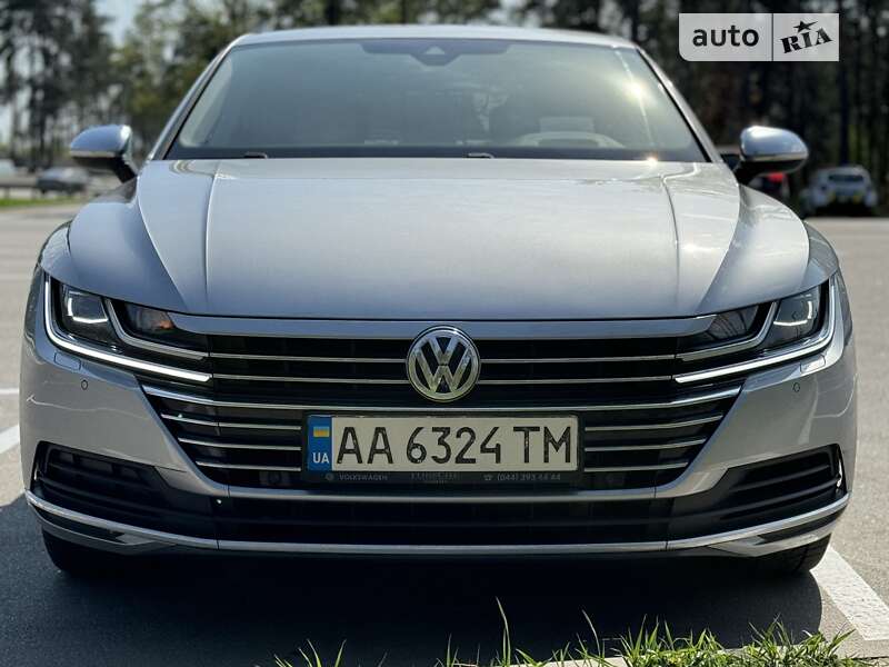 Volkswagen Arteon (2017)