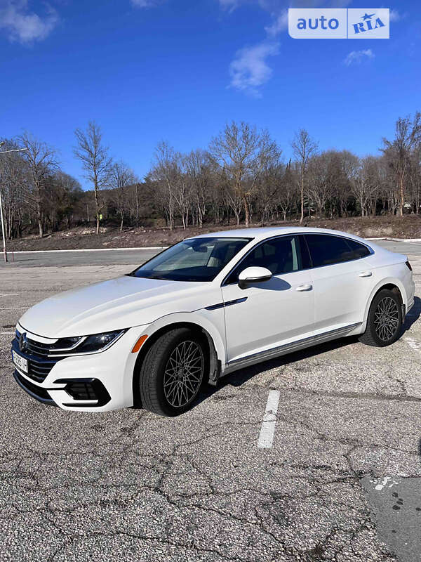 Volkswagen Arteon (2018)