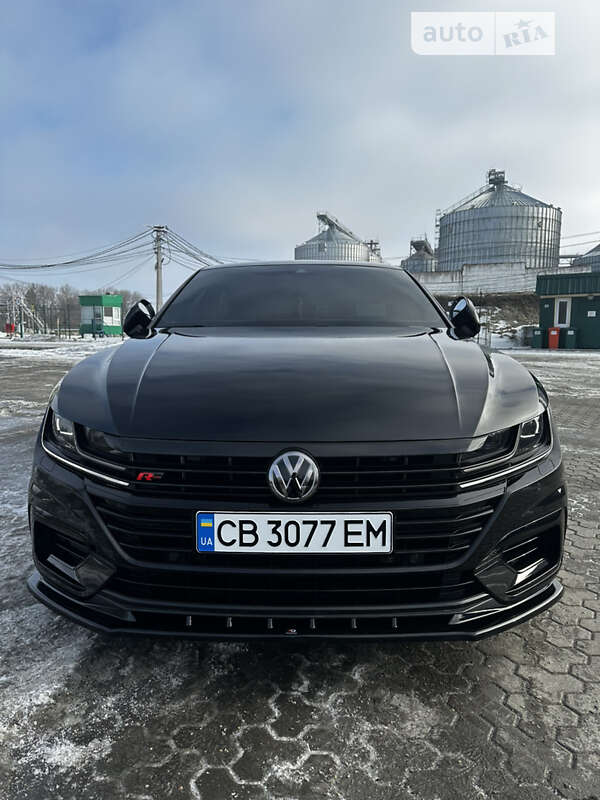 Volkswagen Arteon (2017)