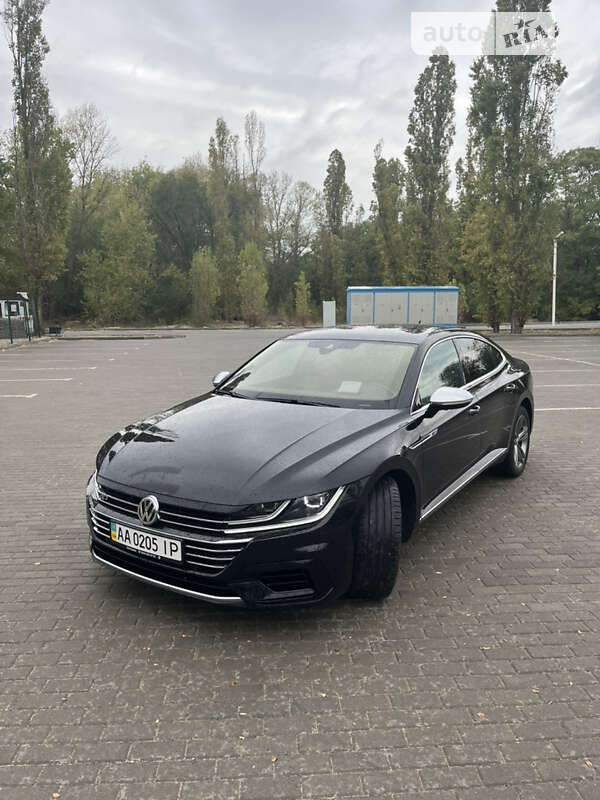 Volkswagen Arteon (2017)