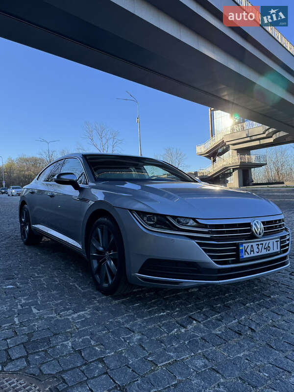 Volkswagen Arteon (2017)