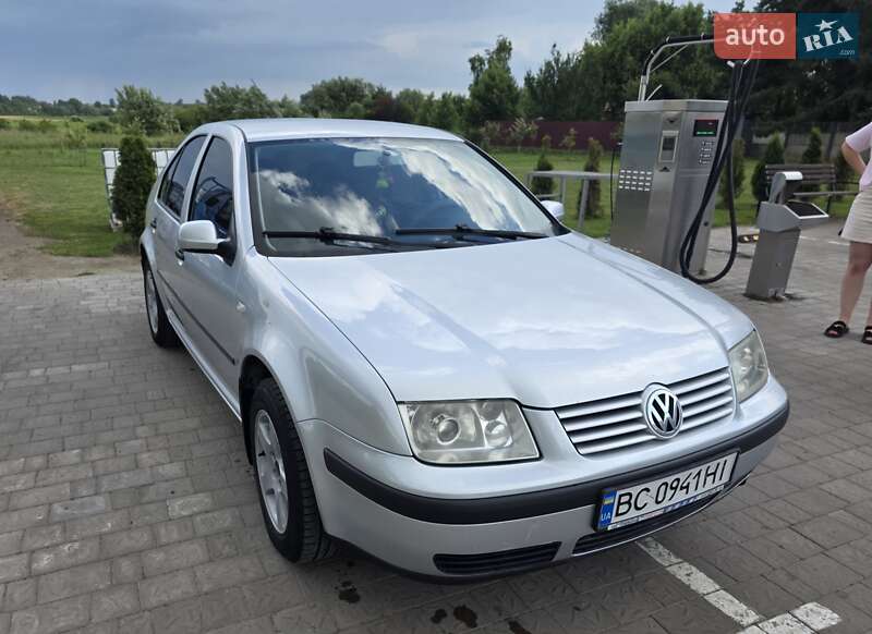 Volkswagen Bora (2002)