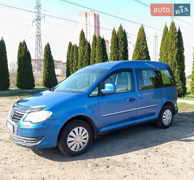 Volkswagen Caddy (2005)