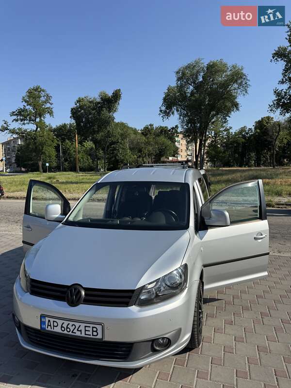 Volkswagen Caddy (2011)