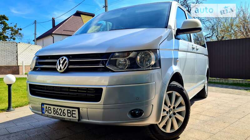 Volkswagen Caravelle (2014)