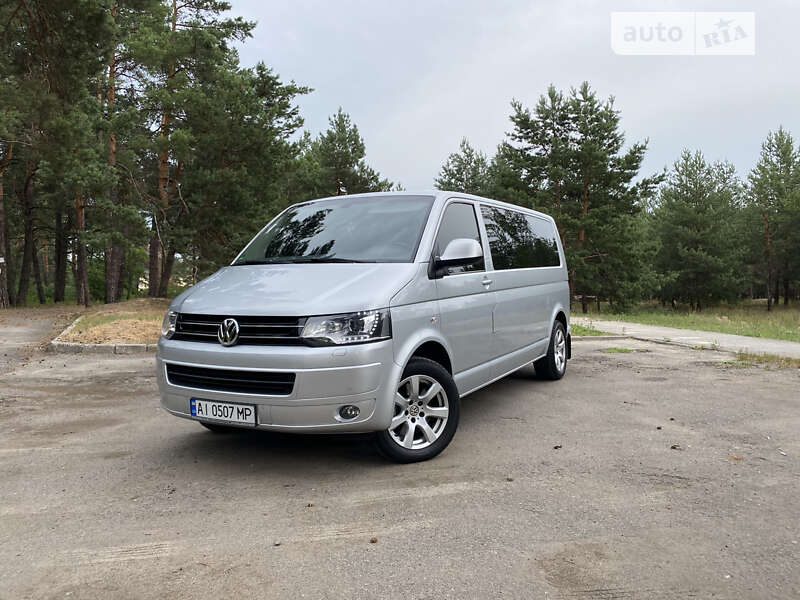 Volkswagen Caravelle (2014)