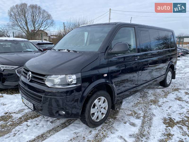 Volkswagen Caravelle (2013)