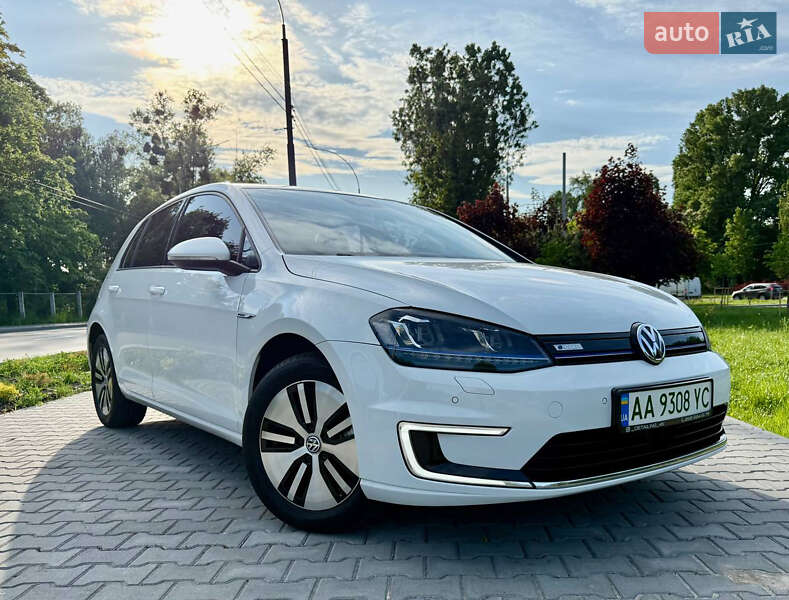 Volkswagen E-golf (2016)