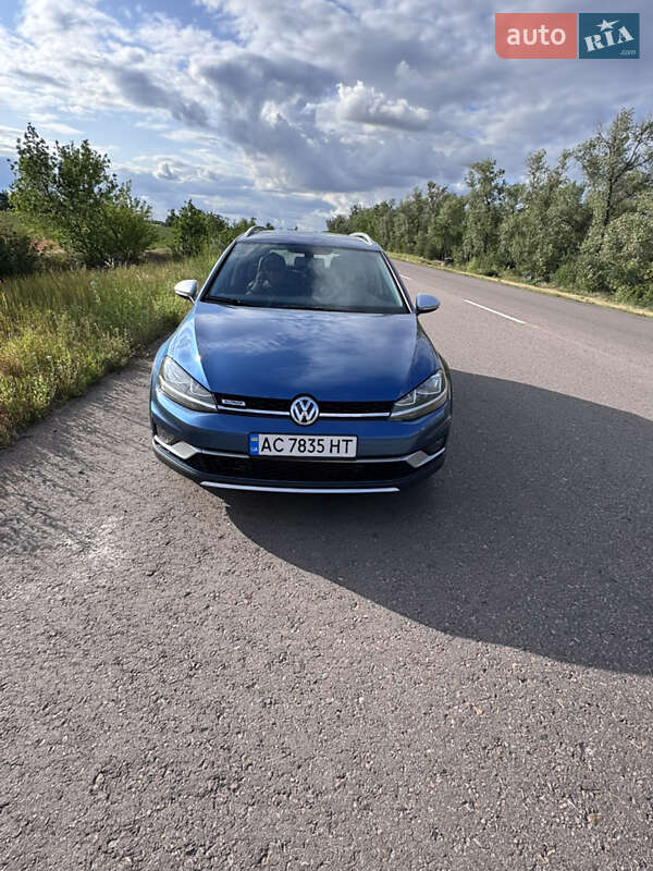Volkswagen Golf alltrack (2019)