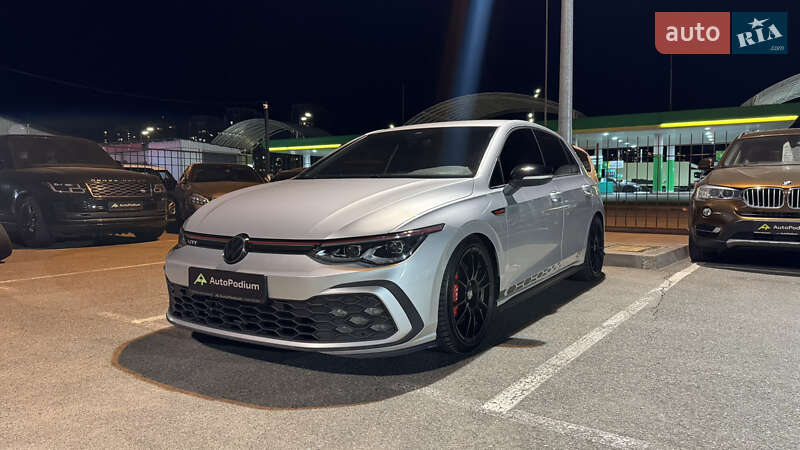 Volkswagen Golf gti (2021)