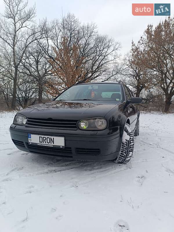 Volkswagen Golf (2002)