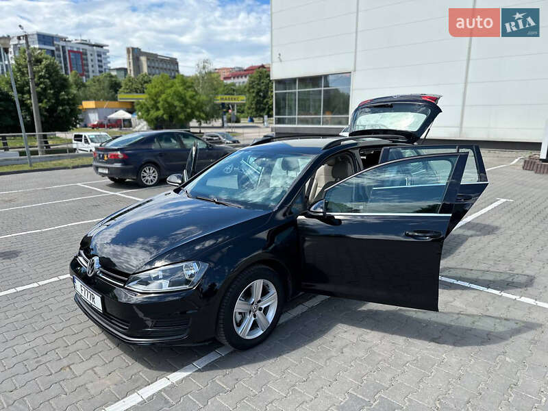 Volkswagen Golf (2015)