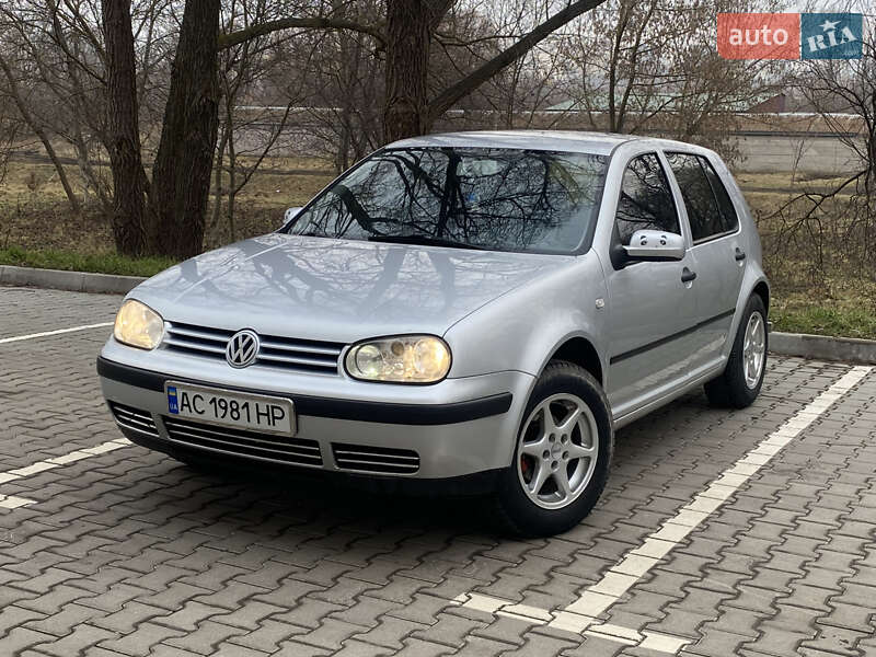 Volkswagen Golf (2001)