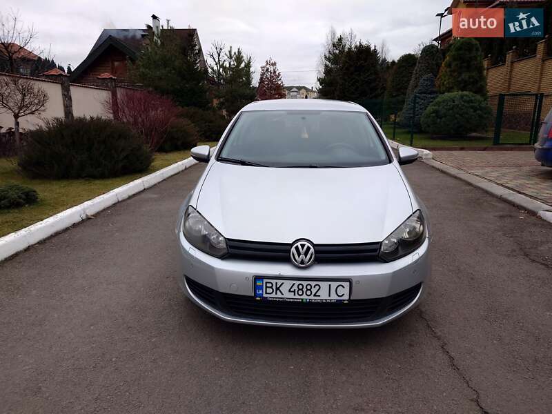 Volkswagen Golf (2011)