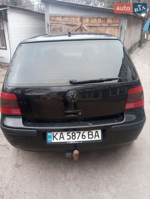 Volkswagen Golf (2000)