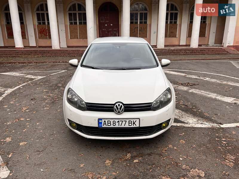 Volkswagen Golf (2011)