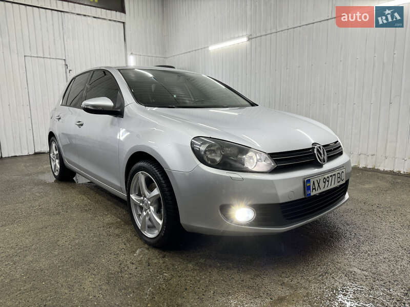 Volkswagen Golf (2012)