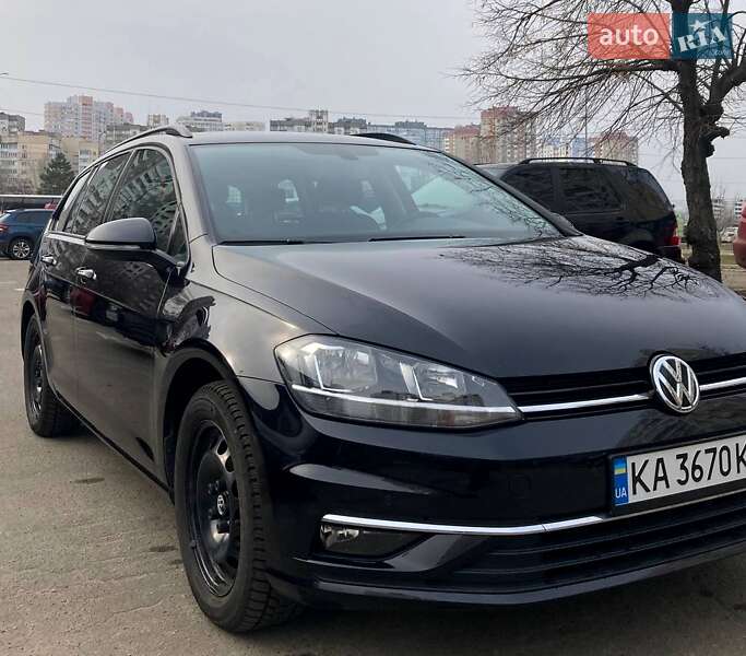 Volkswagen Golf (2017)