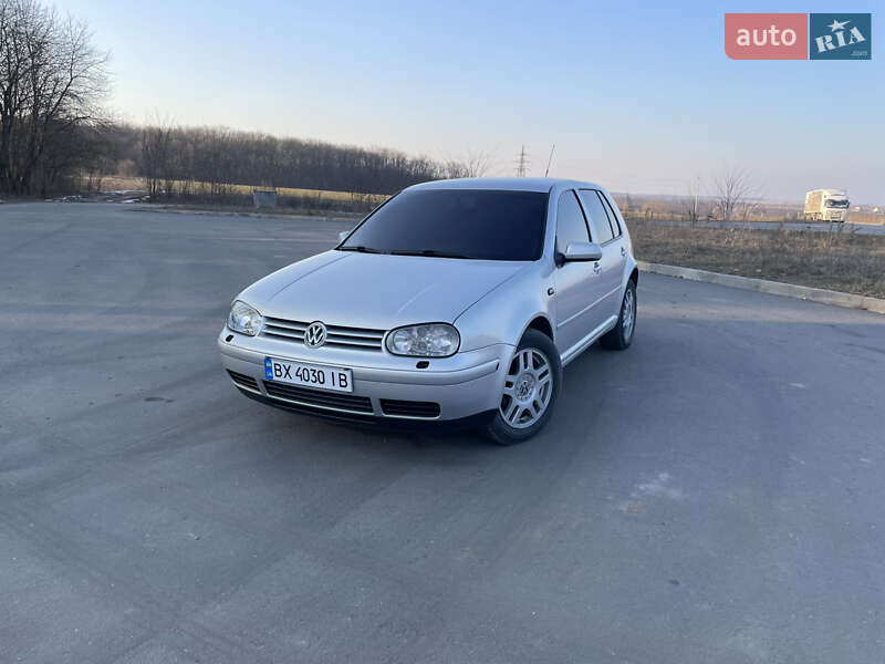 Volkswagen Golf (1999)