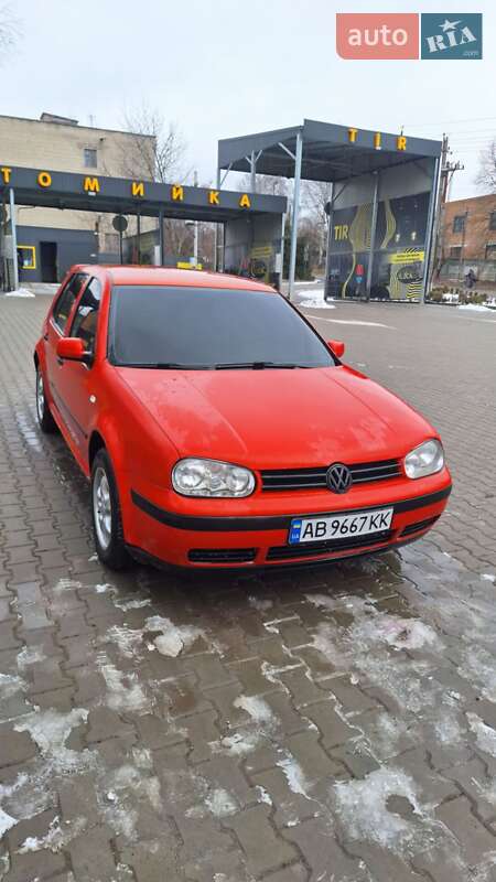 Volkswagen Golf (1998)